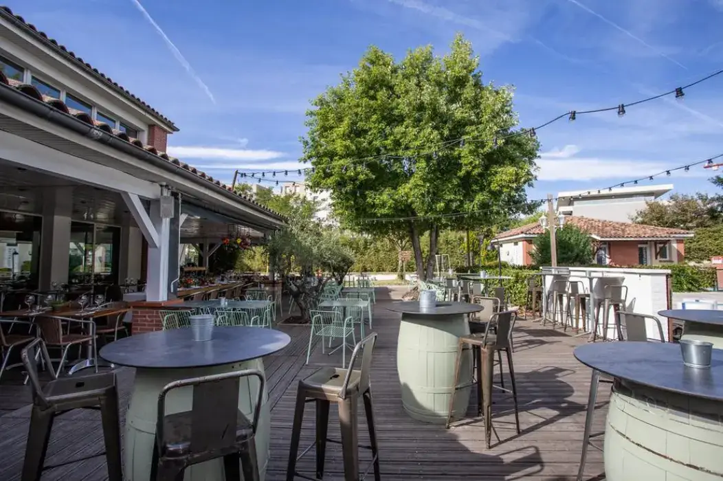 Sporting Works Toulouse 9