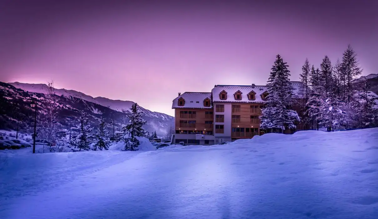 Le Grand Aigle Hôtel et Spa 8