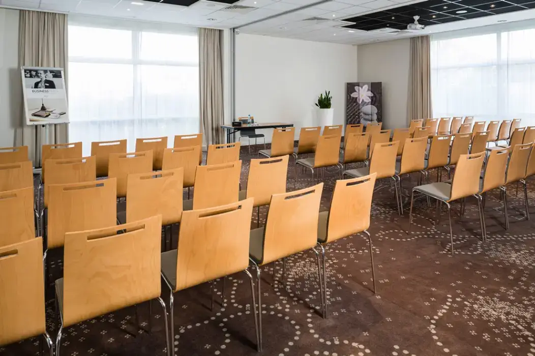 Mercure Compiègne Sud 3