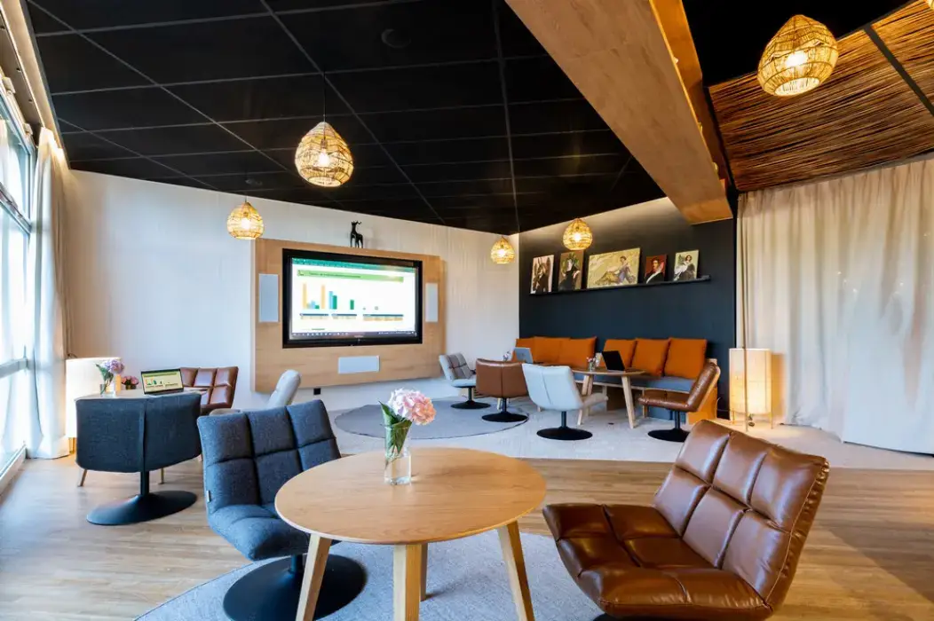 Mercure Compiègne Sud 8