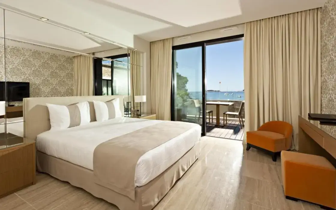 Hostellerie La Farandole 5