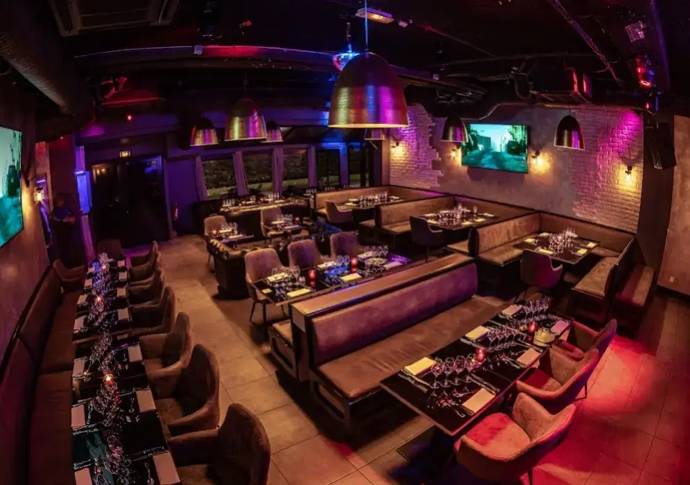 ACE club 4