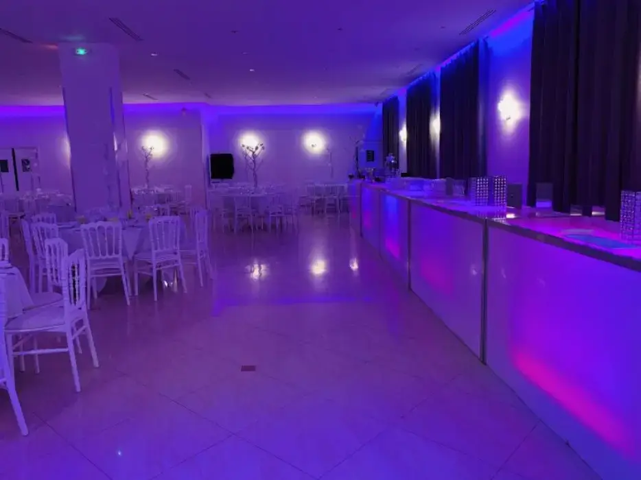 Salon River 7