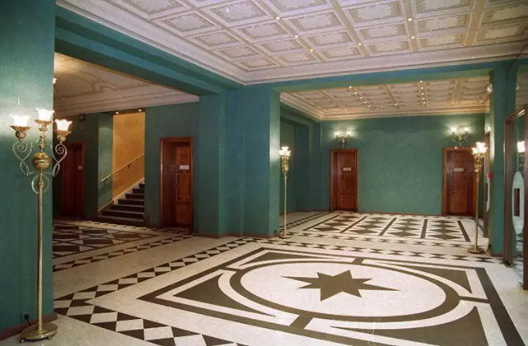 Centre Universitaire Méditerranéen 4