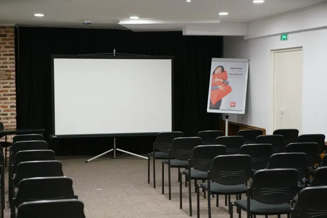 Ibis Douai 6