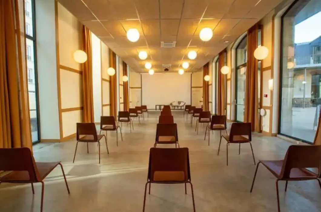 La Caserne Paris 2
