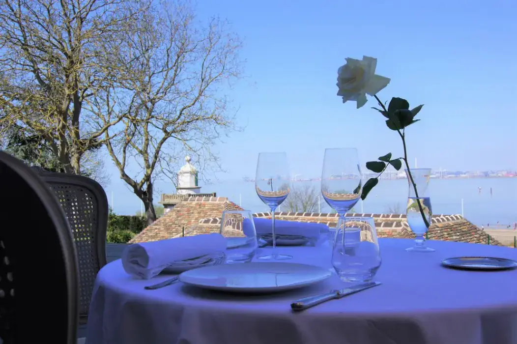 Le Manoir des Impressionnistes SPA 10