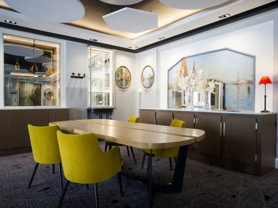 Mercure Rodez Cathedrale 9