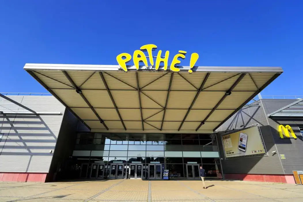 Pathé Evreux 8