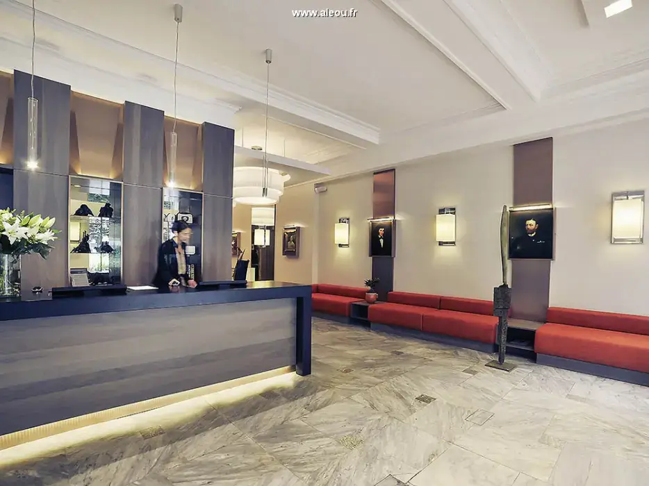 Mercure Bayonne Centre Le Grand Hotel 5