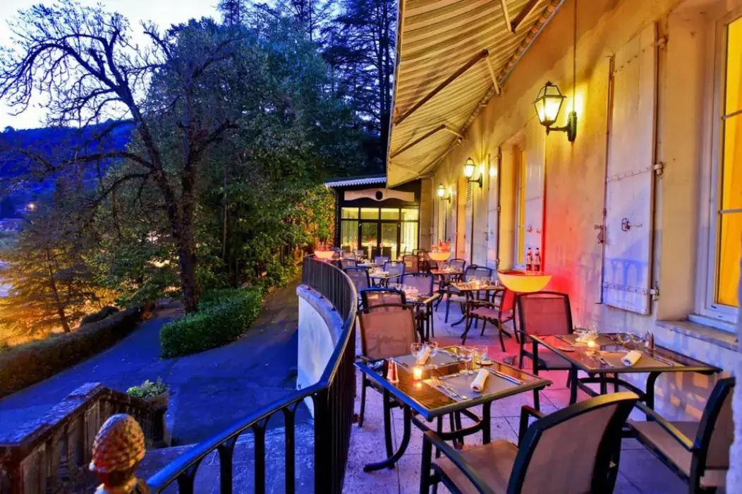 Grand Hôtel des Bains Vals-lès-Bains 4