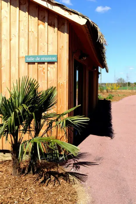 Africa Working - Zoo La Boissière du Doré 2