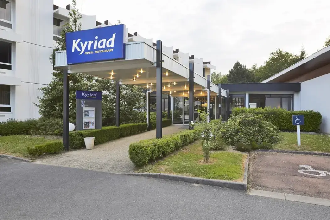 Kyriad Le Creusot Montchanin 10