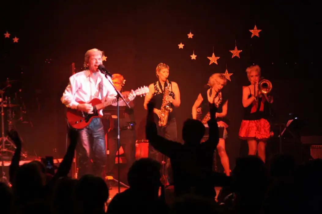 Le Music-Hall 8