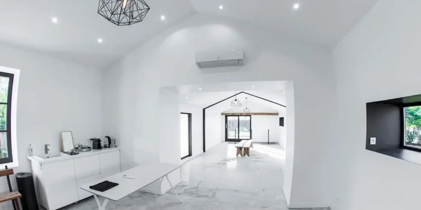White Corner 2