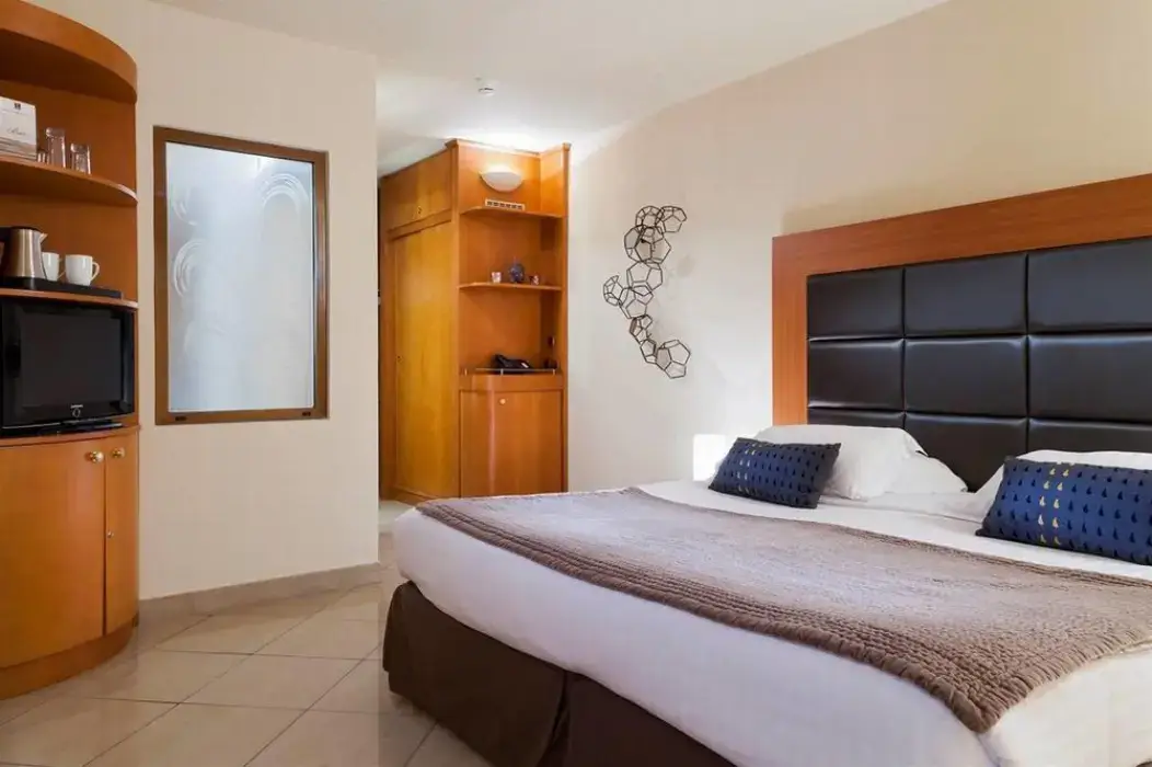 Nehô Suites Cannes Croisette 5