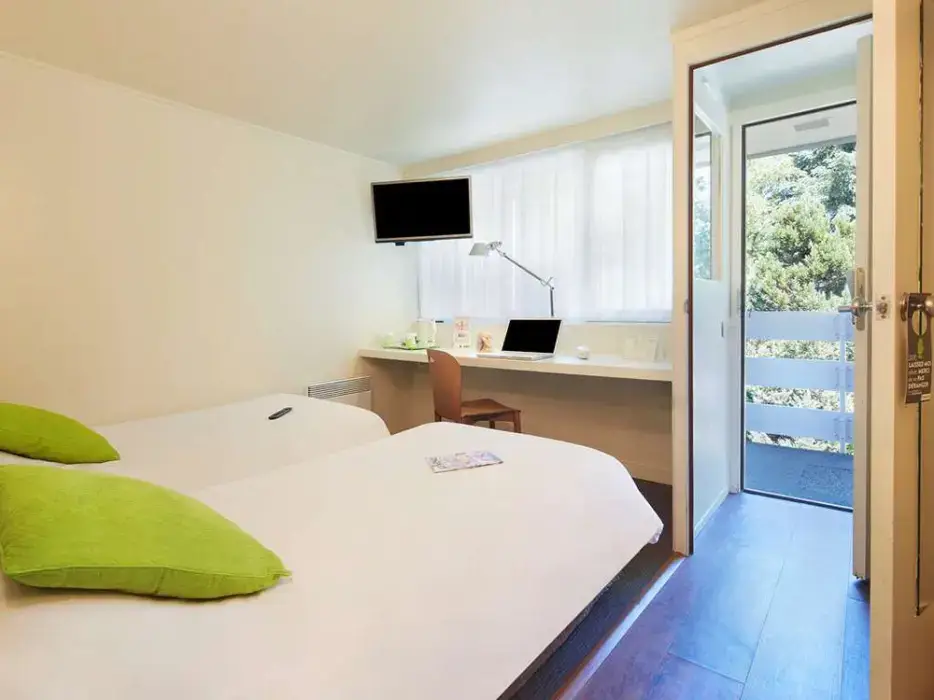 Campanile Orleans Sud La Source 9