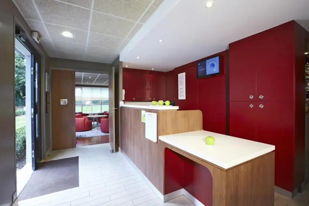 Campanile Orleans Sud La Source 11