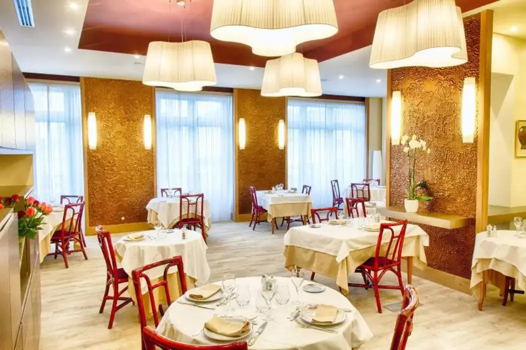 Hotel Le Parc À Moulins 2