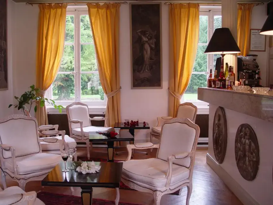 Hostellerie Chateau Les Muids 5