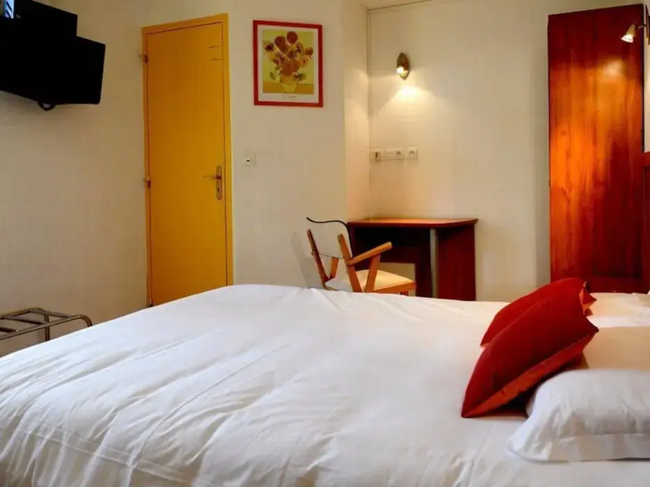 Hôtel Restaurant la Lentillère 9
