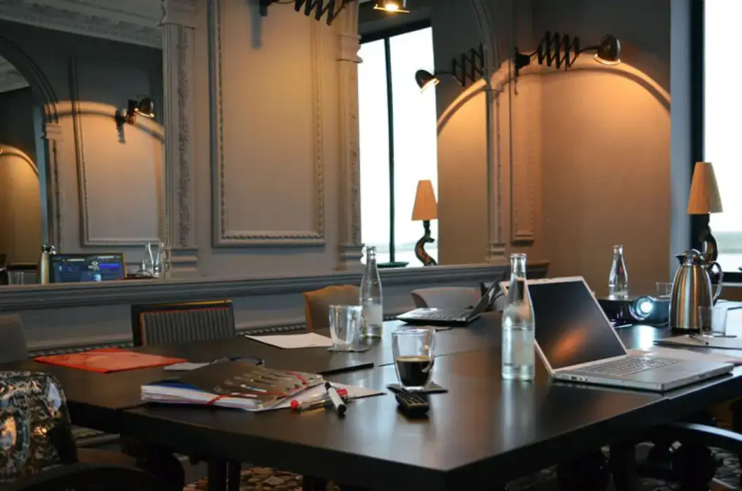 Hôtel Les Pilotes 16