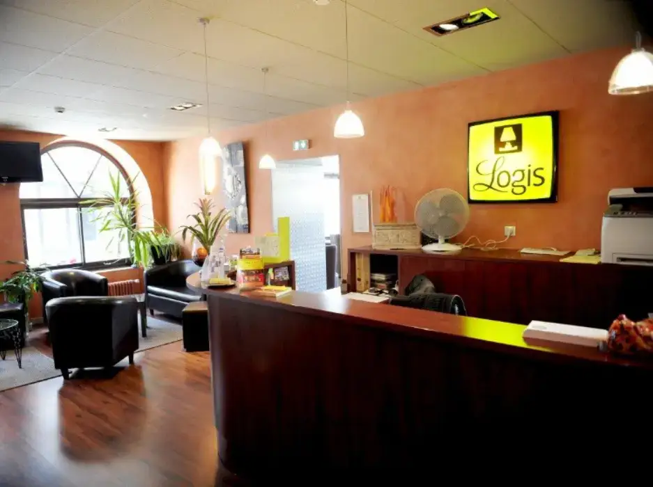 Logis Central Hôtel 3