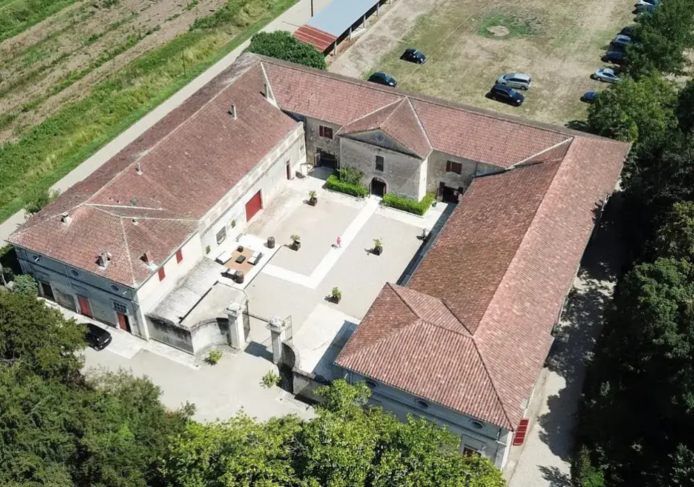 Château Saint-Denis 8