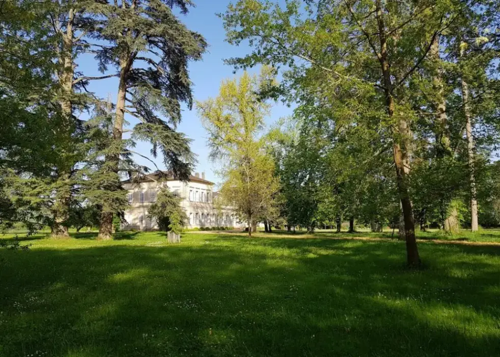 Château Saint-Denis 10