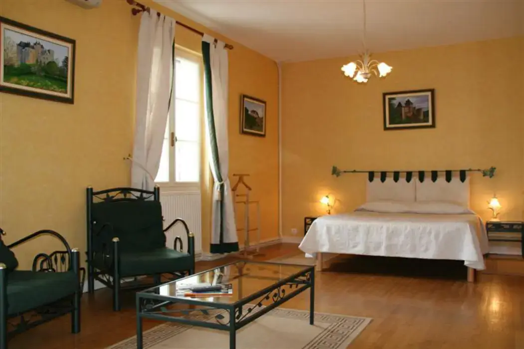 Le Relais des Cinq Châteaux 11