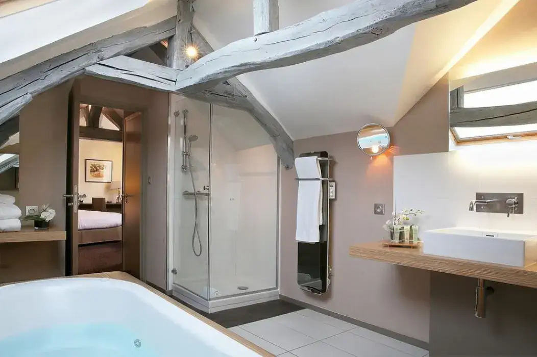 Best Western Premier Hôtel de la Poste and Spa 9