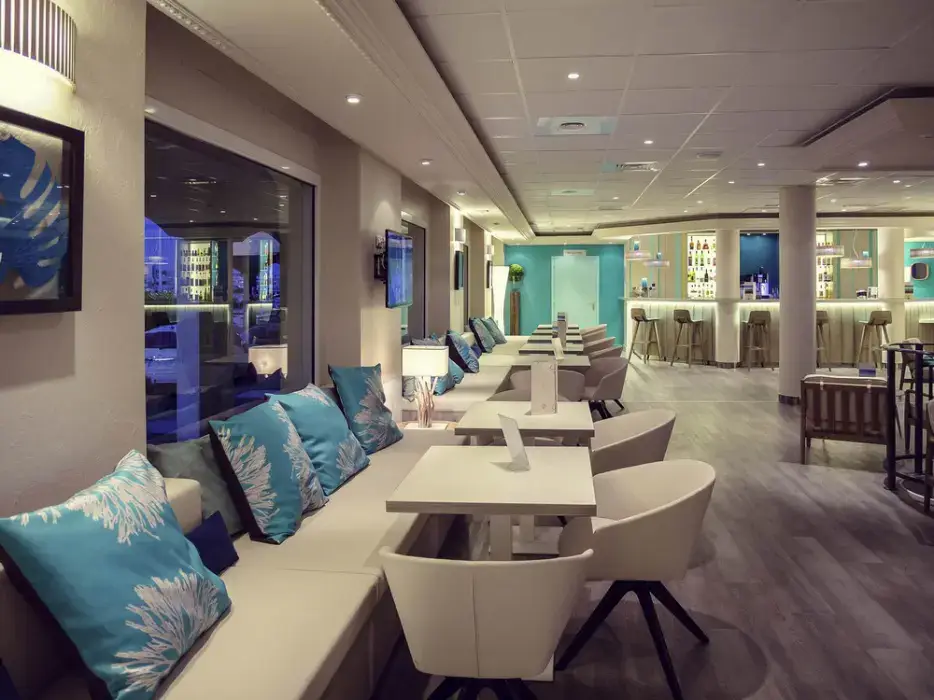 Mercure Thalasso et Spa Port Fréjus 9