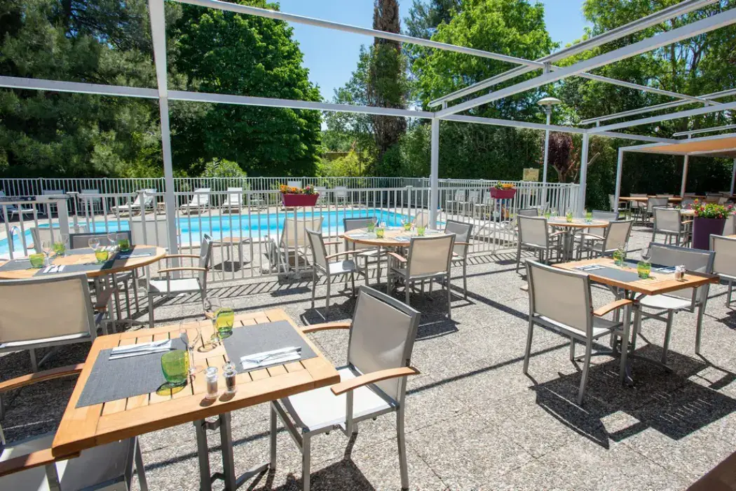 Novotel Aix En Provence Beaumanoir Les 3 Sautets 7