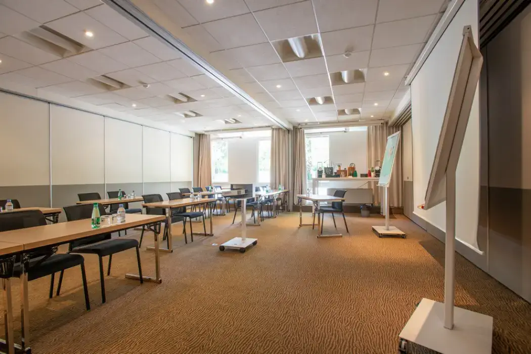 Novotel Aix En Provence Beaumanoir Les 3 Sautets 10