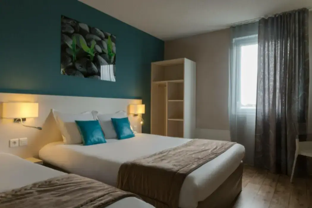 The Originals City Hôtel des Lys Dreux 2