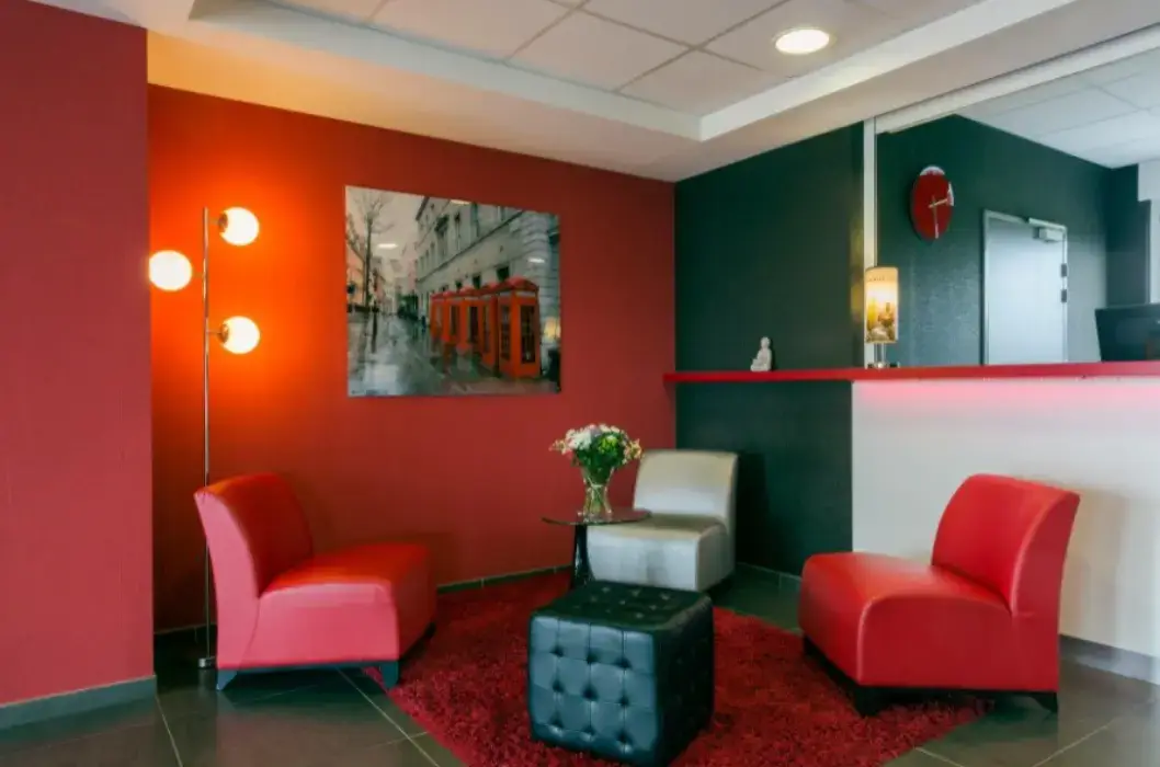 The Originals City Hôtel des Lys Dreux 4