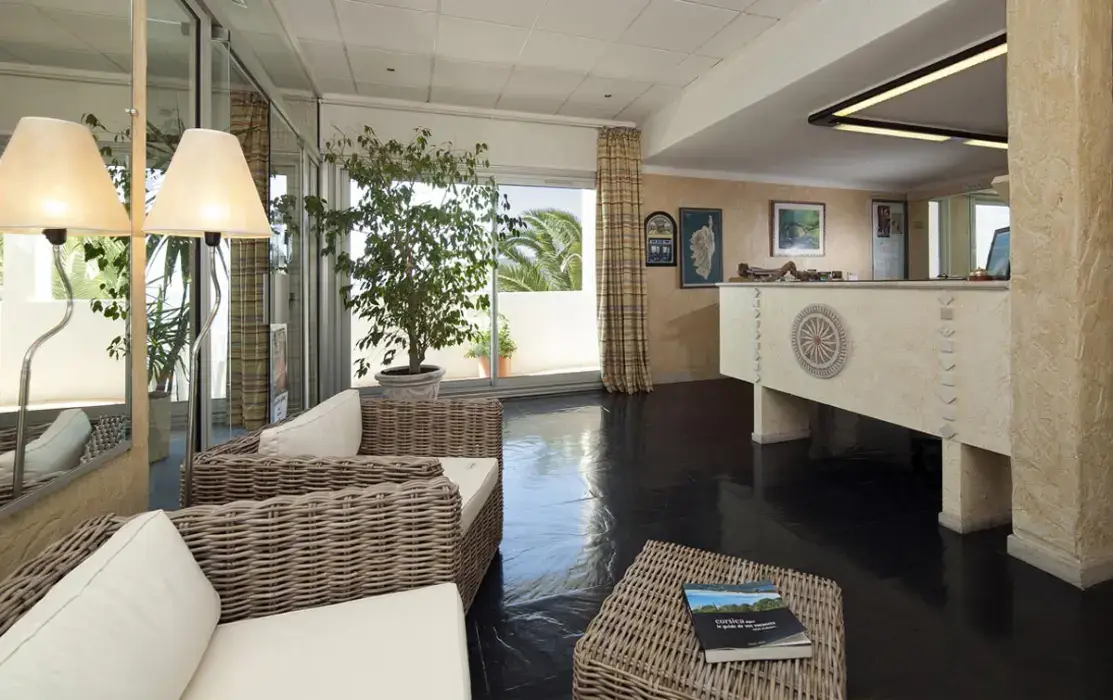 Hôtel Roc e Mare 2