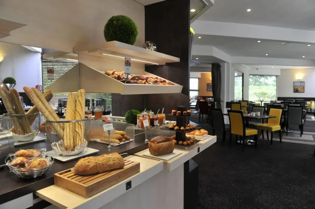 Mercure Maurepas Saint Quentin 6