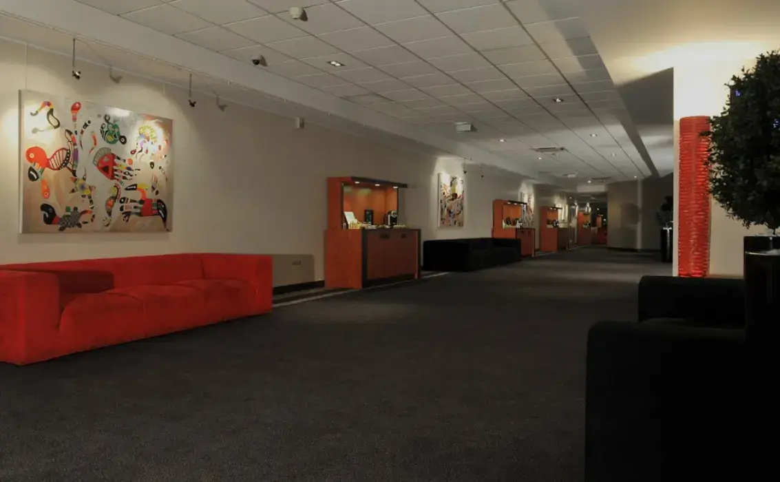 Mercure Maurepas Saint Quentin 24