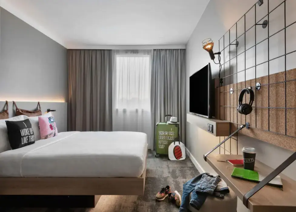 Moxy Amiens 5