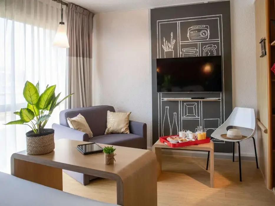 Ibis Cannes Plage La Bocca 4