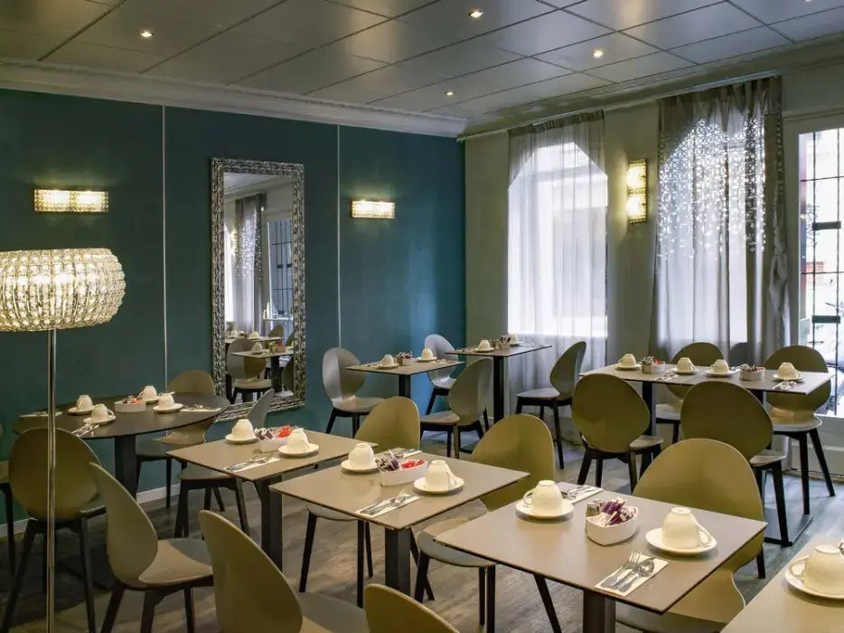 Mercure Opéra Faubourg Montmartre 10