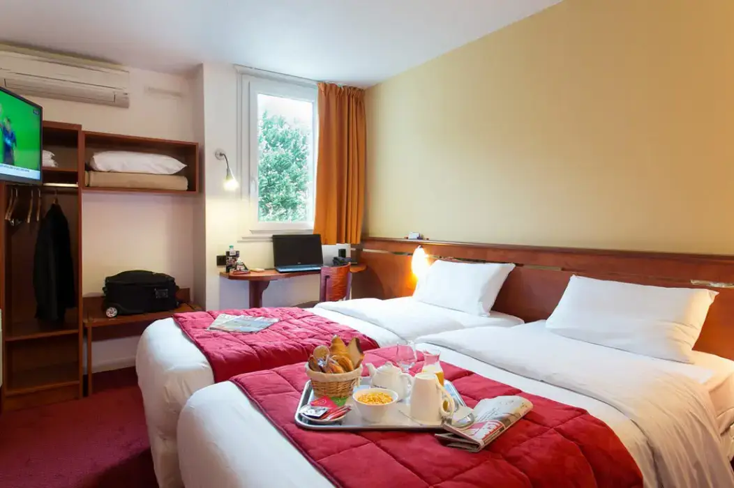 Brit Hotel Bordeaux Aéroport Le Soretel 4