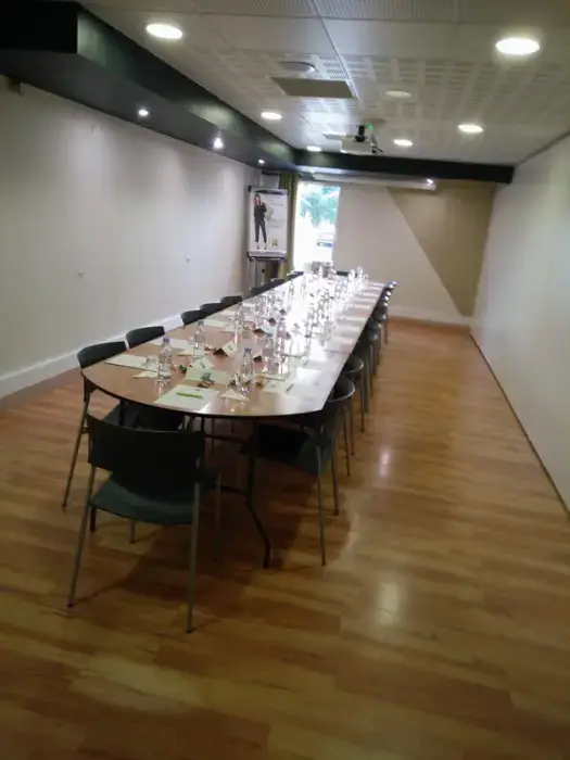 Ibis Styles Toulouse Airport 6