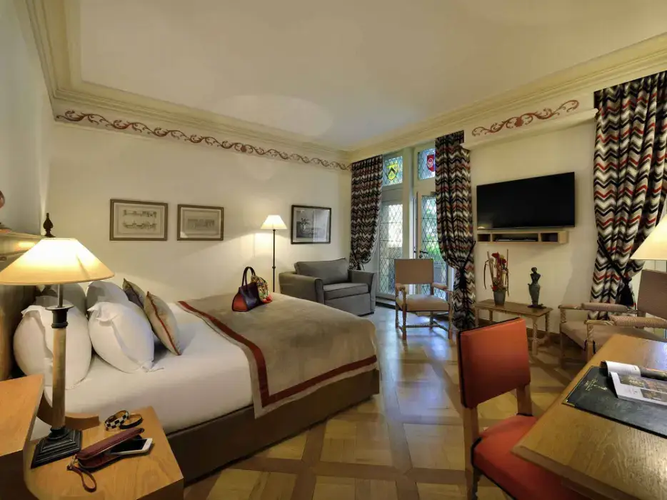 Hôtel de la Cité 11