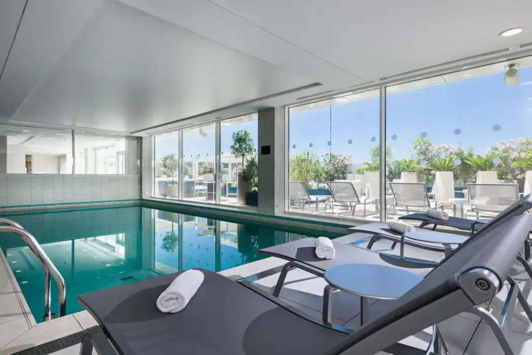 Golden Tulip Marseille Euromed 5