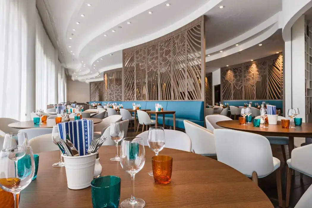 Golden Tulip Marseille Euromed 7