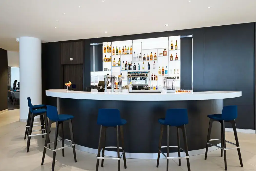 Golden Tulip Marseille Euromed 18