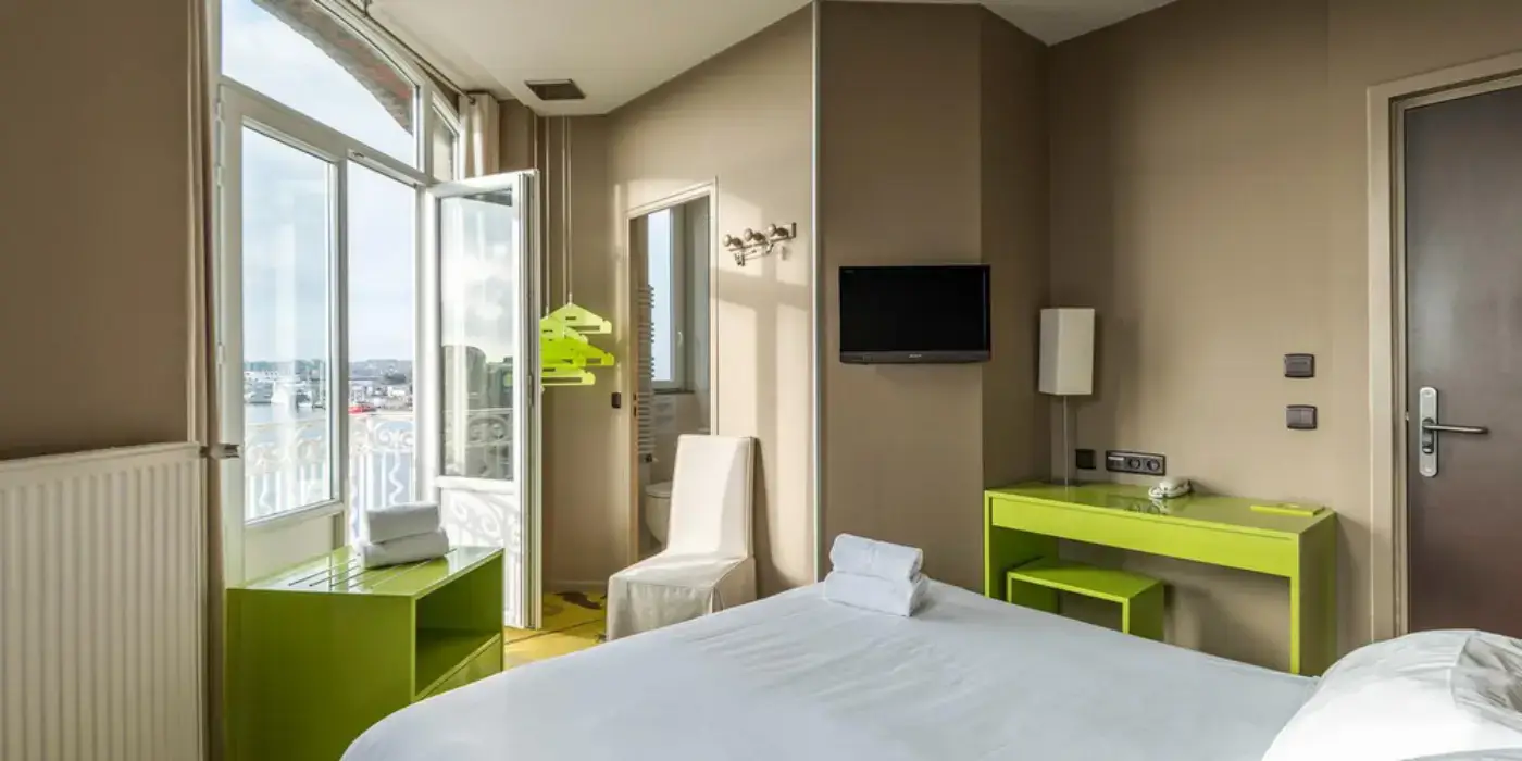 Otonali Hotel 4