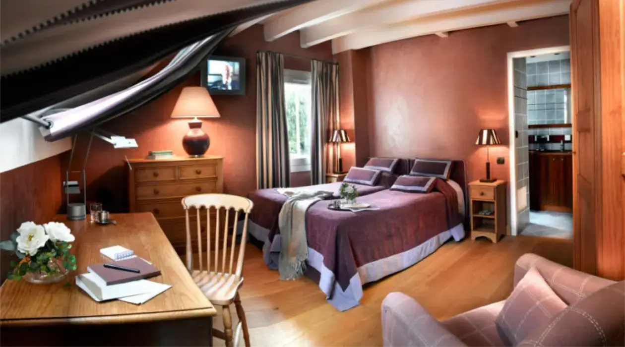 Les Pensières 3
